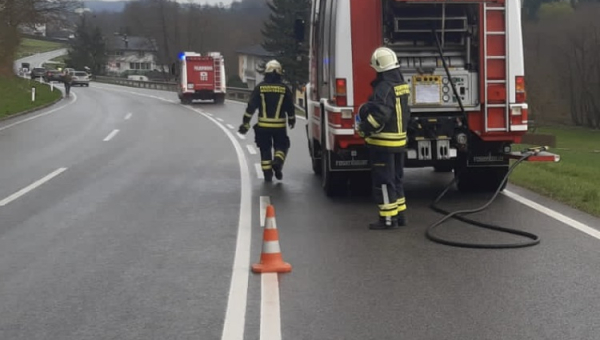 Fahrzeugbergung auf der B42 